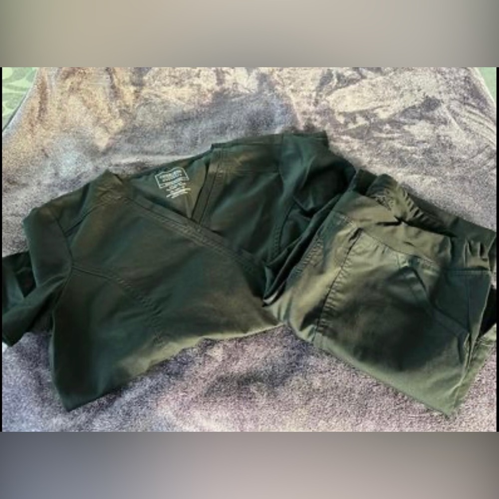 Black Scrub set